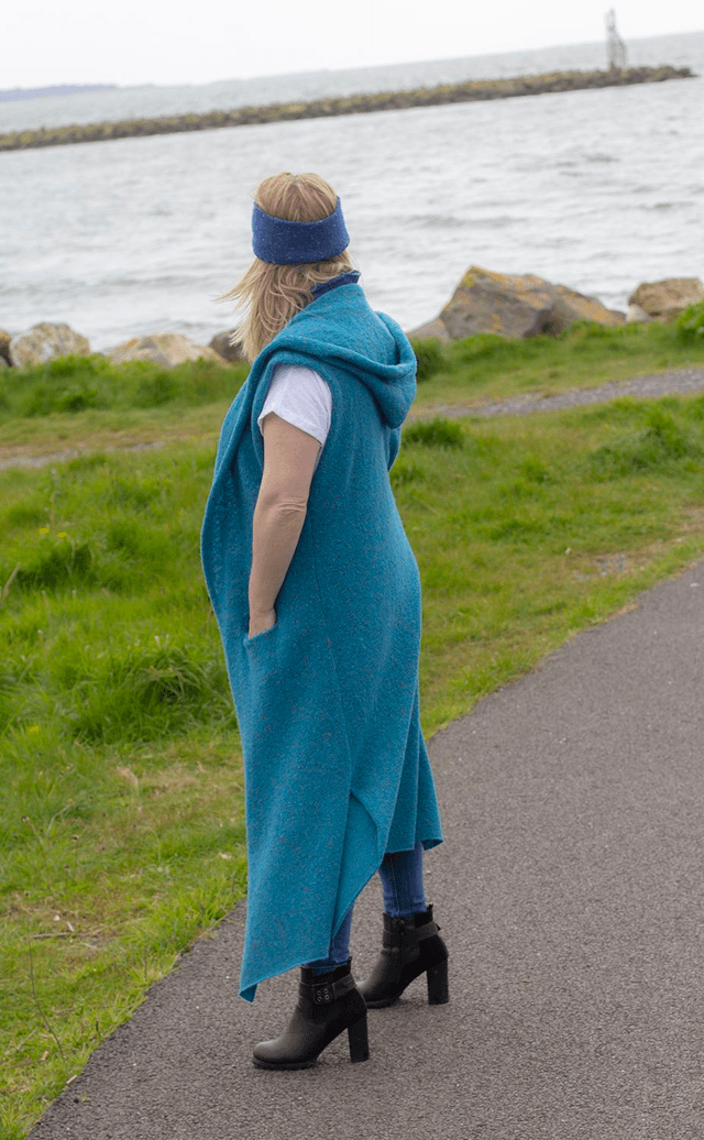 Hooded sleeveless Cardigan