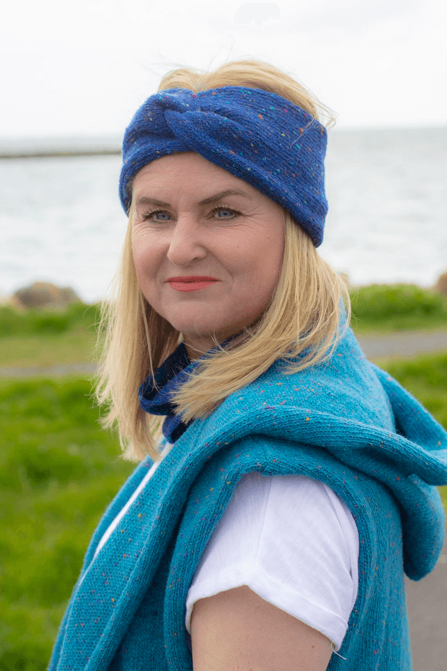 Hooded sleeveless Cardigan