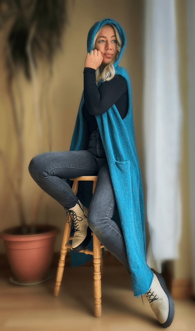 Hooded sleeveless Cardigan